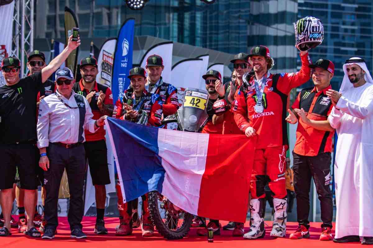 W2R: Адриен Ван Беверен принес Honda победу на Abu Dhabi Desert Challenge 2023